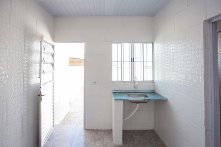 Cozinha de casa para alugar com 1 quarto, 40m² em Cidade Júlia, São Paulo