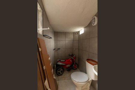 Casa para alugar com 161m², 3 quartos e 3 vagas Casa para alugar com 161m², 3 quartos e 3 vagasBanheiro de Serviço