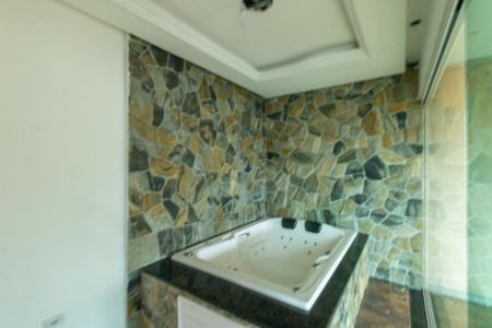 Casa para alugar com 161m², 3 quartos e 3 vagas Casa para alugar com 161m², 3 quartos e 3 vagasBanheira