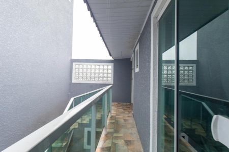 Casa para alugar com 161m², 3 quartos e 3 vagas Casa para alugar com 161m², 3 quartos e 3 vagasVaranda