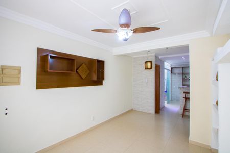 Sala de casa para alugar com 2 quartos, 75m² em Vila Homero Thon, Santo André