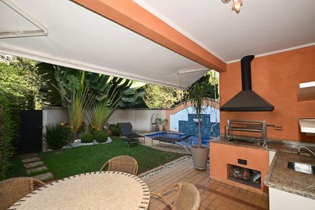 Varanda de casa de condomínio à venda com 4 quartos, 310m² em Fazenda Morumbi, São Paulo