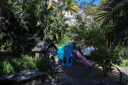 Playground Área Comum de casa de condomínio à venda com 4 quartos, 310m² em Fazenda Morumbi, São Paulo