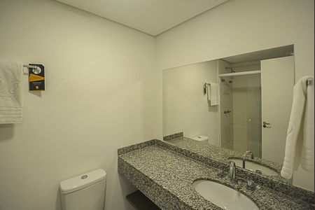 Banheiro  de apartamento para alugar com 1 quarto, 35m² em Centro, São Bernardo do Campo