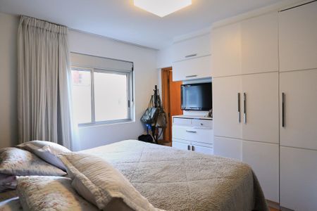 Suíte de apartamento à venda com 3 quartos, 230m² em Funcionários, Belo Horizonte