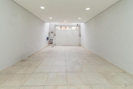 Garagem de casa à venda com 4 quartos, 125m² em Jardim Sonia Maria, São Paulo