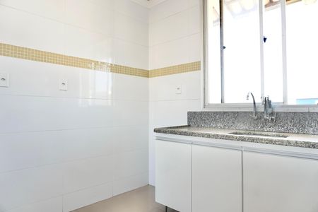 Casa para alugar com 240m², 5 quartos e 3 vagasCozinha 2 - cobertura 