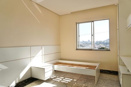 Casa para alugar com 240m², 5 quartos e 3 vagasSuíte 2