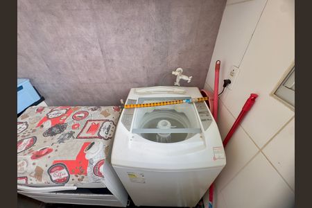 Apartamento à venda com 42m², 2 quartos e 1 vaga Apartamento à venda com 42m², 2 quartos e 1 vagaÁrea de Serviço
