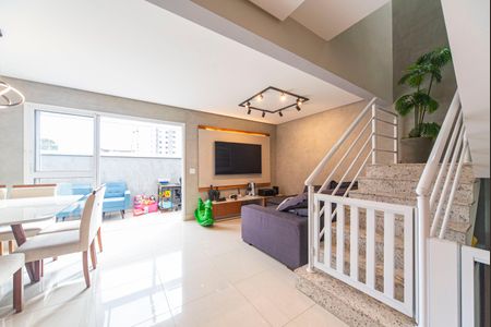 Sala de casa de condomínio à venda com 3 quartos, 181m² em Vila Assunção, Santo André
