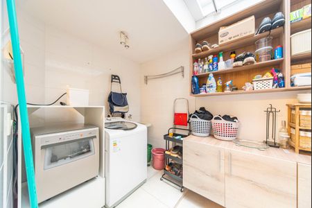 Área de Serviço de casa de condomínio à venda com 3 quartos, 181m² em Vila Assunção, Santo André