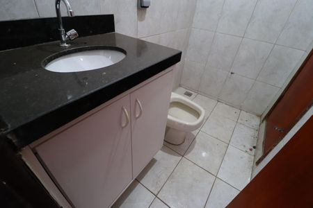 Casa para alugar com 270m², 5 quartos e 2 vagasBanheiro Social 2