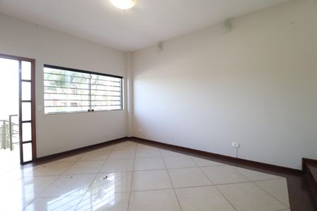 Casa para alugar com 270m², 5 quartos e 2 vagasSala