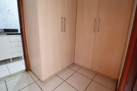 Casa para alugar com 270m², 5 quartos e 2 vagasQuarto 3 - Suíte