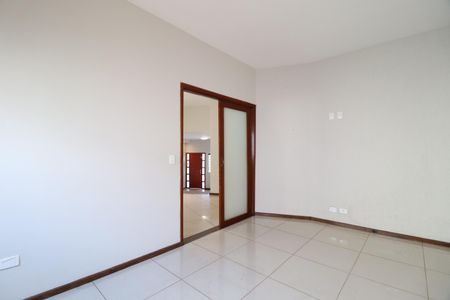 Casa para alugar com 270m², 5 quartos e 2 vagasQuarto 1