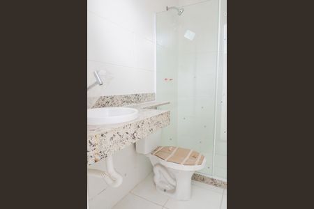 Banheiro da suíte de casa para alugar com 3 quartos, 80m² em Andaraí, Rio de Janeiro