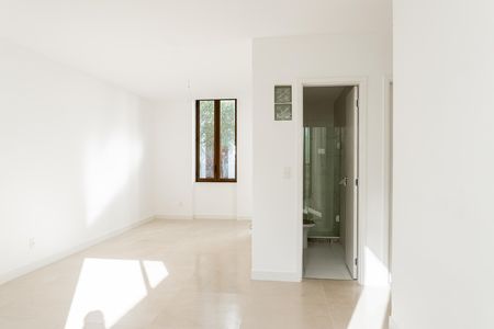 Casa para alugar com 80m², 3 quartos e sem vagaSuíte