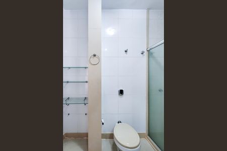 Apartamento para alugar com 75m², 2 quartos e sem vaga Apartamento para alugar com 75m², 2 quartos e sem vagaBanheiro