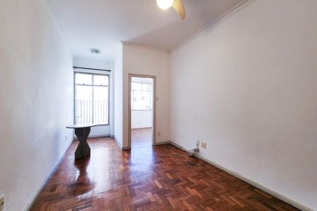 Apartamento para alugar com 75m², 2 quartos e sem vaga Apartamento para alugar com 75m², 2 quartos e sem vagaSala