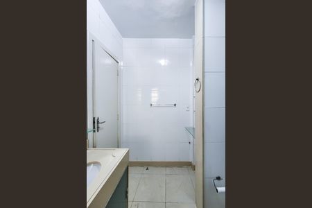 Apartamento para alugar com 75m², 2 quartos e sem vaga Apartamento para alugar com 75m², 2 quartos e sem vagaBanheiro