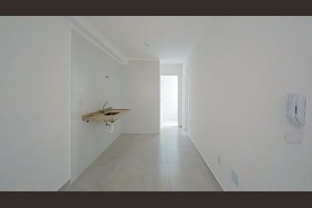 Sala/Cozinha  de apartamento à venda com 2 quartos, 30m² em Cidade Antônio Estêvão de Carvalho, São Paulo
