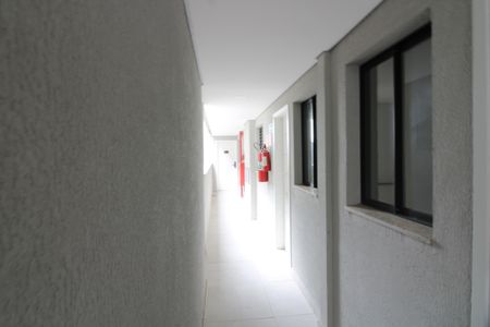 corredor de apartamento à venda com 2 quartos, 30m² em Cidade Antônio Estêvão de Carvalho, São Paulo