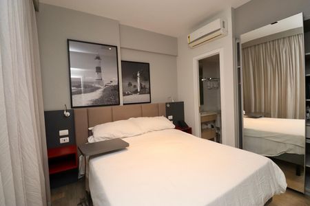 Studio para alugar com 44m², 1 quarto e 1 vaga Studio para alugar com 44m², 1 quarto e 1 vagaQuarto