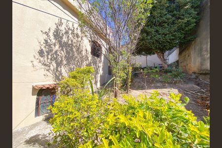 Casa para alugar com 2 quartos, 130m² em Califórnia, Belo Horizonte