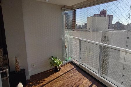 Apartamento para alugar com 80m², 3 quartos e 2 vagas Apartamento para alugar com 80m², 3 quartos e 2 vagasVaranda