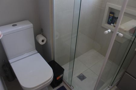 Banheiro da Suíte de apartamento para alugar com 3 quartos, 80m² em Osvaldo Cruz, São Caetano do Sul