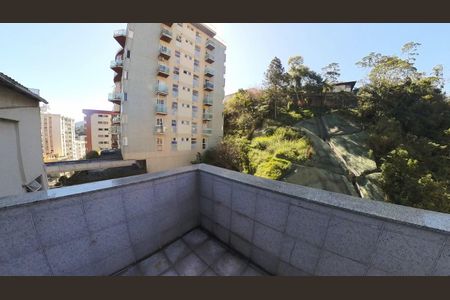 Área de Serviço de apartamento para alugar com 2 quartos, 106m² em Centro, Petrópolis