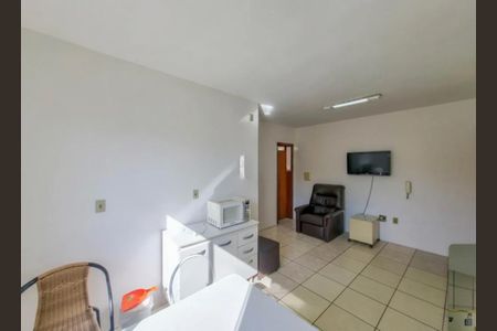 Sala de kitnet/studio para alugar com 1 quarto, 42m² em Vila Nova, Novo Hamburgo