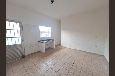 Casa para alugar com 2 quartos, 50m² em Parque Maria Helena, Suzano