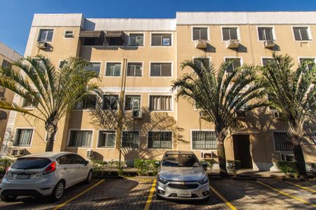 Fachada de apartamento para alugar com 2 quartos, 44m² em Campo Grande, Rio de Janeiro