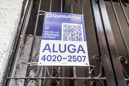 Vista da Rua de casa para alugar com 1 quarto, 54m² em Parque Imperial, Barueri