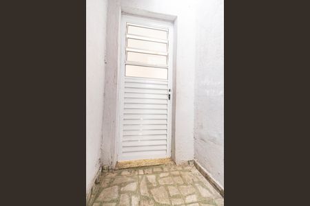 Entrada de casa para alugar com 1 quarto, 54m² em Parque Imperial, Barueri