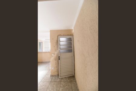 Entrada de casa para alugar com 1 quarto, 54m² em Parque Imperial, Barueri