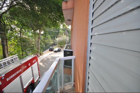 Varanda da suíte  de casa para alugar com 3 quartos, 90m² em Jardim Brasil, São Paulo