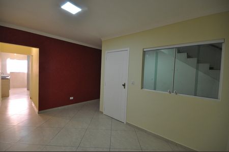 Casa para alugar com 3 quartos, 90m² em Jardim Brasil, São Paulo