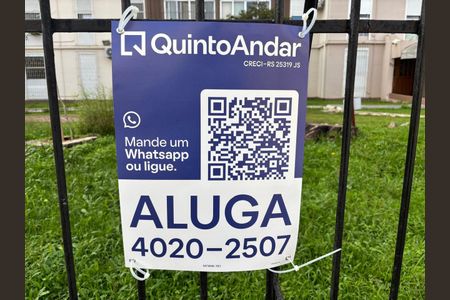 Plaquinha Instalada código NYWW-191 de apartamento para alugar com 1 quarto, 45m² em Humaitá, Porto Alegre