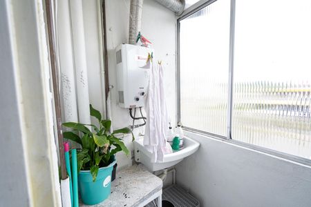 Área de Serviço de apartamento para alugar com 1 quarto, 45m² em Humaitá, Porto Alegre
