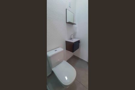 Banheiro de apartamento para alugar com 1 quarto, 25m² em Centro, Osasco