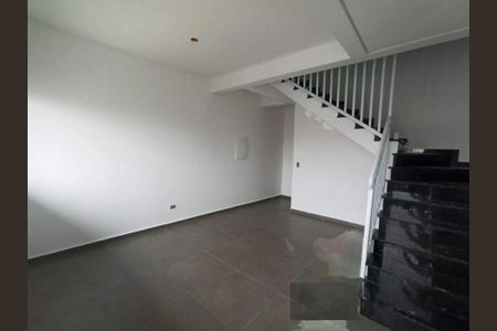 Casa à venda com 2 quartos, 89m² em Taboão, Diadema