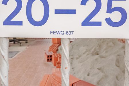 placa instalada em 30/07/2026 com o código FEWQ-637 de casa para alugar com 1 quarto, 150m² em Vila Indiana, São Paulo