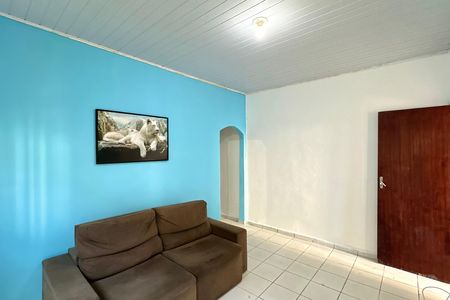 Casa para alugar com 90m², 2 quartos e sem vaga