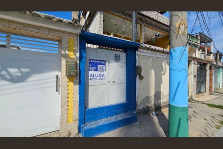 Fachada  de casa para alugar com 2 quartos, 80m² em Chatuba, Mesquita