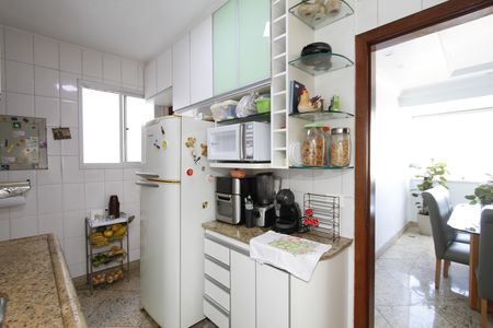 Apartamento à venda com 175m², 4 quartos e 2 vagasCozinha