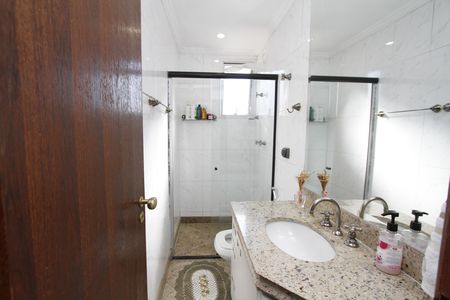 Apartamento à venda com 175m², 4 quartos e 2 vagasBanheiro Social