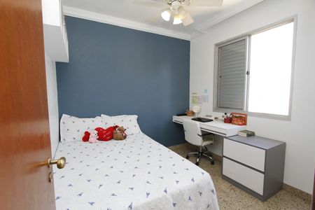 Apartamento à venda com 175m², 4 quartos e 2 vagasQuarto 1