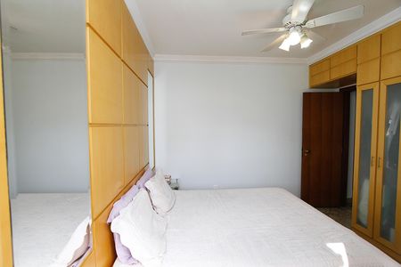Apartamento à venda com 175m², 4 quartos e 2 vagasQuarto 3 - Suíte